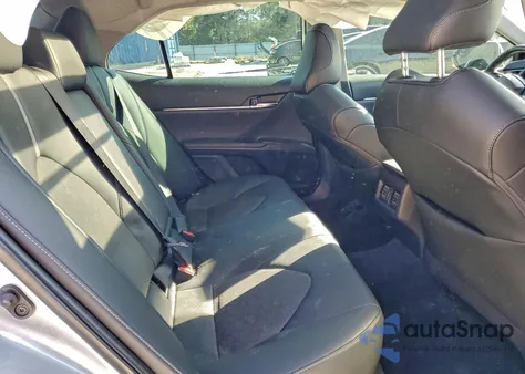 2022 Toyota Camry Xse z USA, uszkodzony, nr VIN 4T1K61AK8NU011496